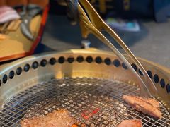 -铭牛烧肉·和牛海鲜自助(高新月牙湖店)