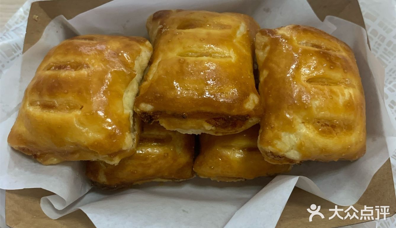 ILU蛋糕🍰&面包🥯VS美式咖啡☕️yyds
