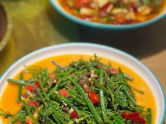 炒水蕨菜-傣家寨花园主题餐厅