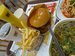 -魏家凉皮(大雁塔南广场餐厅)