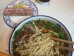 -镇南锅盖面馆(解放路店)