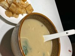 老济南甜沫-闫府私房菜·百年鲁菜(恒隆店)