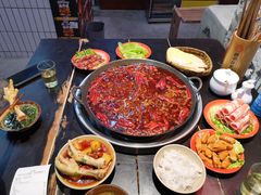 -四小区火锅·巷子里的重庆火锅(花照壁店)