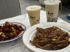 -江城燕子大排档(江汉路步行街店)