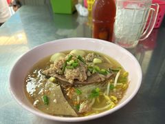 猪肉细米粉汤-榮泰米粉湯(Left Shop)