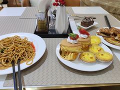 -江门新会碧桂园凤悦凤凰酒店(万达广场店)