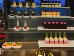 -荣誉国际酒店-云顶旋转餐厅
