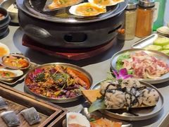 -围炉肉舍•炭烤活鳗•丹东海鲜烤肉(步行街店)