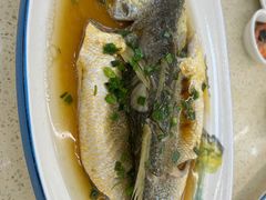 -渔中舟海鲜大排档(普陀沈家门店)