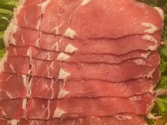-老牌坊云南鱼豆花火锅(哈西万达店)