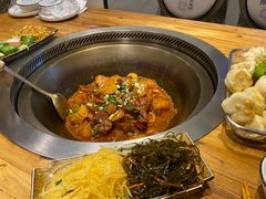 -山河屯铁锅炖鲜鹅·东北菜(开发区一店)