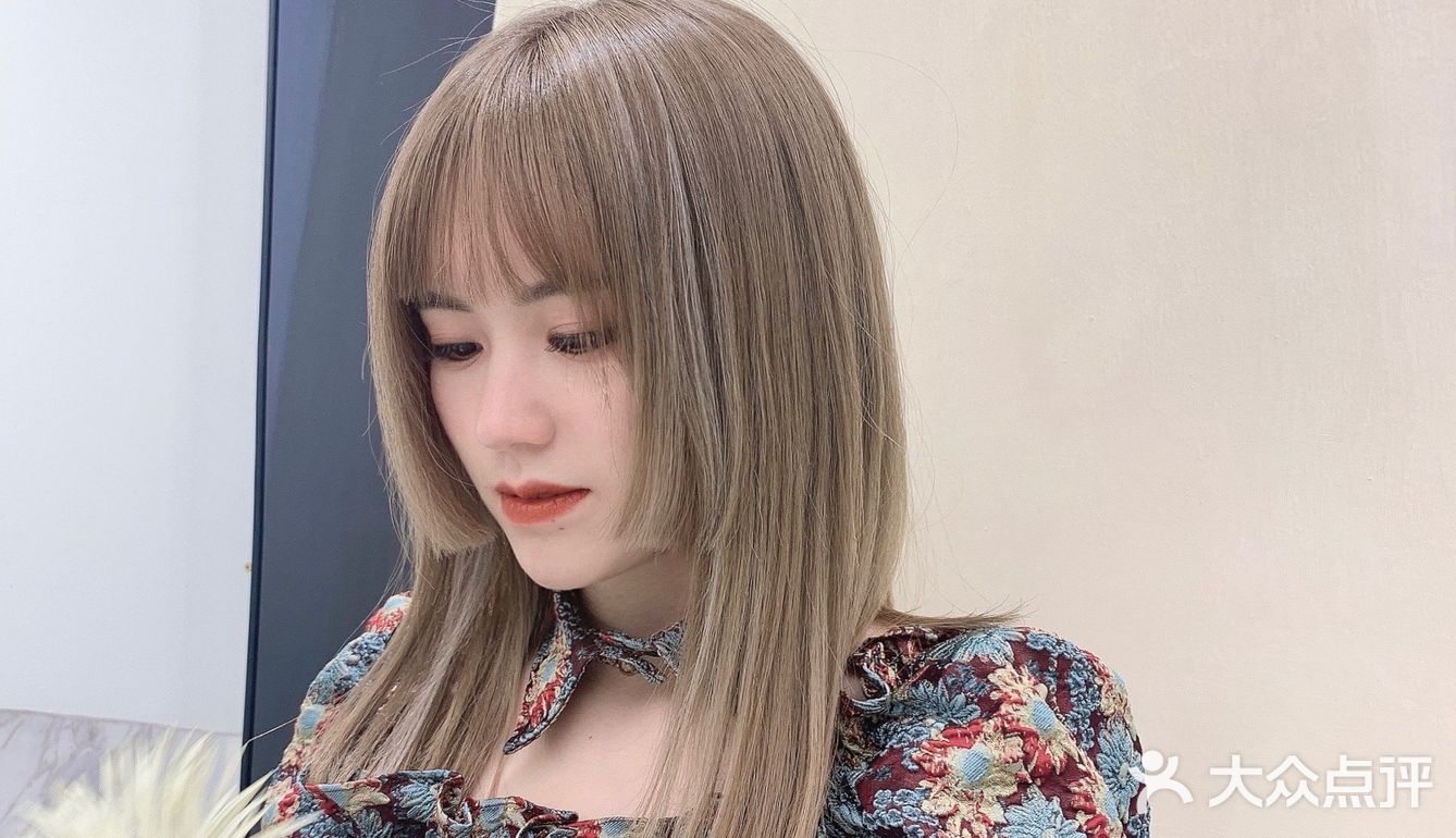 #亚麻灰棕🌈整体亚麻调为主调副调带着 点灰棕感