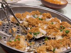 -海派美食·家宴海鲜青岛菜·石锅鲽鱼头(东方城店)