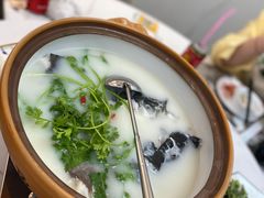-宝荣鱼馆·临湖之宴(千岛湖店)