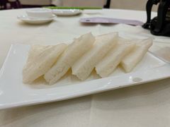 伦教糕-坚记酒家·佛山老字号·顺德鱼生标准示范店