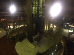 -上海滴水湖皇冠假日酒店