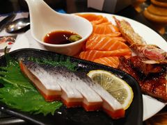 -蓝钻·国际美食海鲜自助百汇(西直门店)
