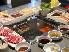 -海底捞火锅(新松江路店)
