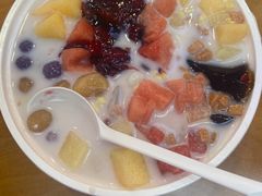 -八一路好吃街(雨田商务大厦店)