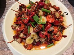 -巴厘龙虾·榜首油焖大虾(音乐学院·沿江酒馆店)