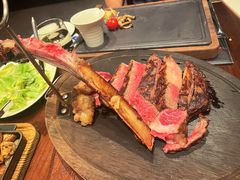 -恰餐厅及酒吧 CHAR Bar & Grill (北京丽都皇冠假日店)