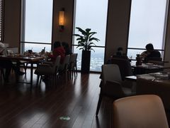 靠窗位-嘉定凯悦·咖啡厅