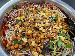 -周良天山牛杂城(天山路总店)