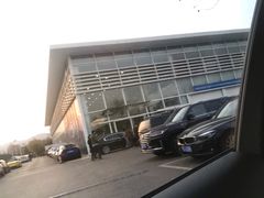 -北京京宝行宝马4S店(闵庄路店)