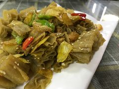 -天天向上素食餐厅(五台山店)