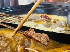 -灌县老妈砂锅串串香(万科红生活广场店)