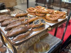 -CARINO BAKERY&CAFE(人广来福士店)