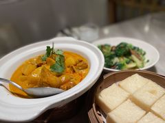 咖喱鸡肉配面包-金椰壳· 大厨新加坡菜(壹方城店)