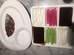 德胜枣木烤鸭-雀蓝川菜(奥体广场店)