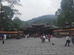 -峨眉山报国寺