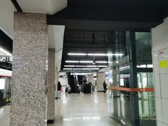 -人民广场(地铁站)
