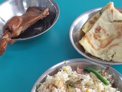 -同济大学本部学苑饮食广场