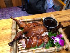 脆皮小刀鸭-老滇山寨•云南特色菜•地方菜•民族风情歌舞表演(金碧店)