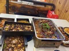 -老东镇啤酒屋海鲜加工·蒸汽海鲜·海鲜烧烤(台东店)