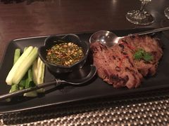 烤猪颈肉-Ruen Urai