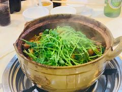 -渝君重庆火锅(嘉宾路店)