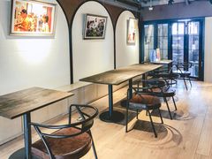 -光海书局(南京东路第一百货店)