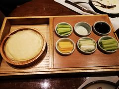 -The ROOF (通盈中心店)