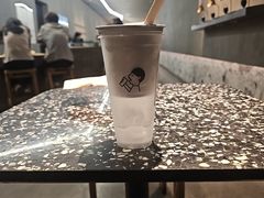 -喜茶(深圳万象城黑金店)