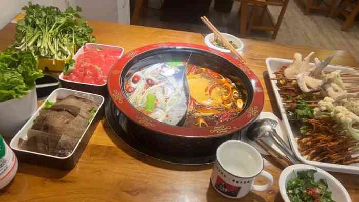 二当家火锅串串(萧山振宁路店)-"小区门口新开的店,还在促销期间,价格