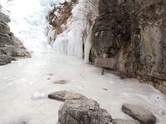 -大平台龙居瀑布旅游区