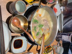 -炉角·鲍鱼牛腩煲(国贸商城店)