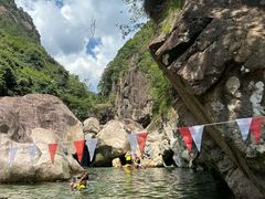-鄣山大峡谷
