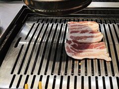 -臻牛烤肉