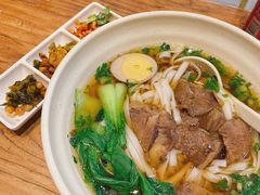 -湘人龙记老长沙米粉(鸟巢店)