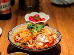 家乡凉皮-阿里家Miss Ali·烤肉酒馆by MIG